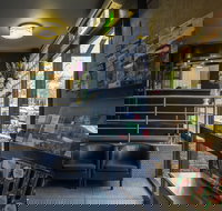 Albert Heights Serviced Apartments - Southport Accommodation