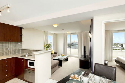 Park Regis Concierge Apartments - Southport Accommodation 5