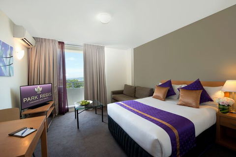 Park Regis Concierge Apartments - Southport Accommodation 6