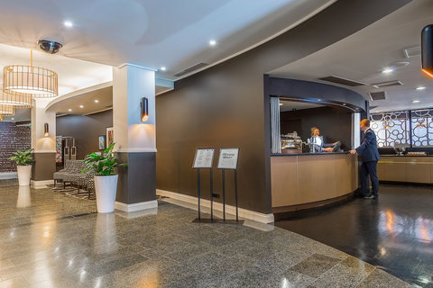 Mantra On Little Bourke - Accommodation Southport 3