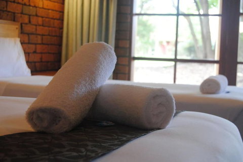 Grange Burn Motel - Southport Accommodation 6