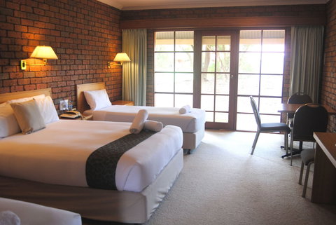 Grange Burn Motel - Southport Accommodation 5