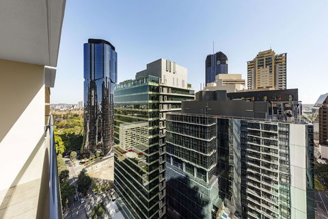 IStay River City Brisbane - Southport Accommodation 2