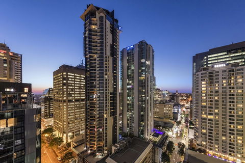 IStay River City Brisbane - Southport Accommodation 4