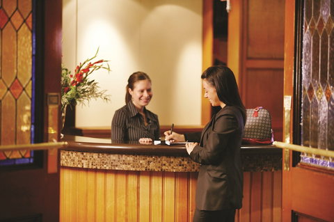 Hotel Bruce County - Southport Accommodation 6