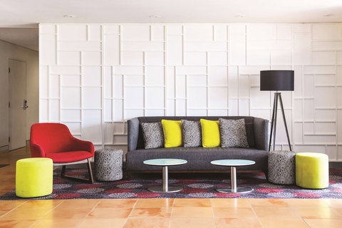 Travelodge Hotel Blacktown Sydney - Accommodation Southport 2