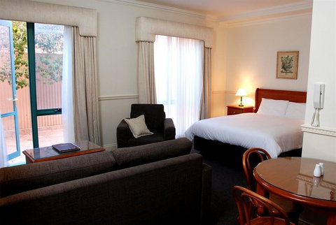 Majestic Tynte Street Apartments - Accommodation Southport 6