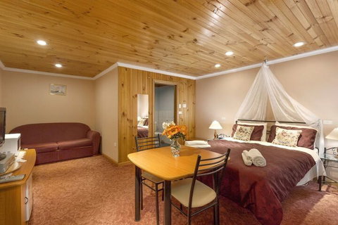 North East Rest Awhile Bed & Breakfast - Accommodation Southport 4