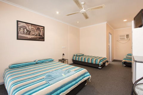 Wentworth Central Motor Inn - Southport Accommodation 5
