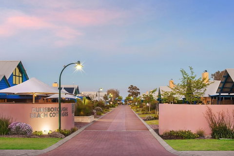 Dunsborough Beach Cottages - Accommodation Southport 5