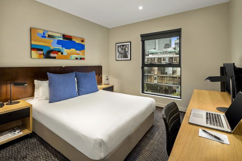 Quest Docklands - Southport Accommodation 5