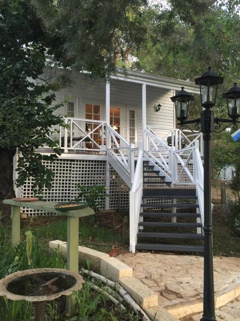 Applegate Lane Chalet - Accommodation Southport 4