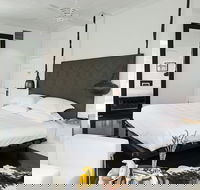 Circa 1936 - Accommodation Southport