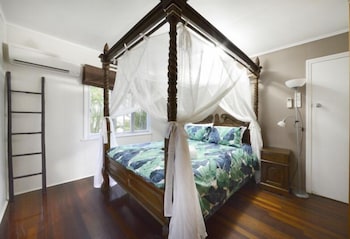 Airlie Getaway - Views - Accommodation Southport 3