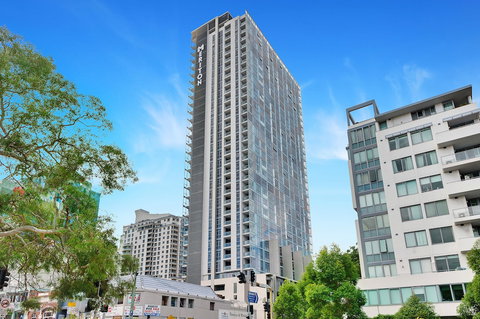 Meriton Suites Chatswood - Accommodation Southport 2