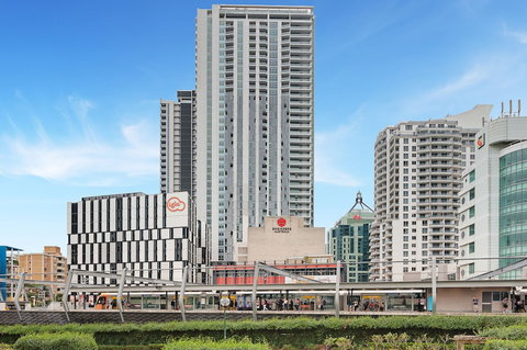 Meriton Suites Chatswood - Accommodation Southport 1