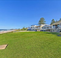 Beachfront Luxury - Southport Accommodation