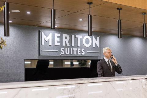Meriton Suites North Sydney - Accommodation Southport 3