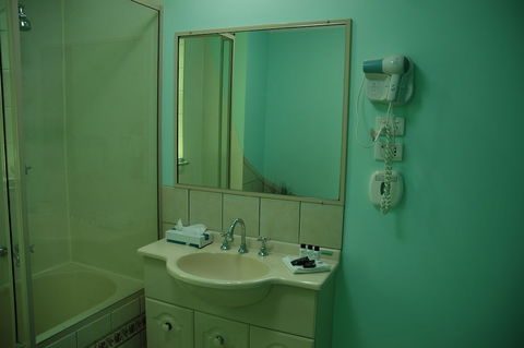 The Roseville Apartments - Southport Accommodation 3
