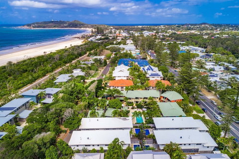 A PERFECT STAY - KoKo's Beach Houses 1 And 2 - Accommodation Southport 2