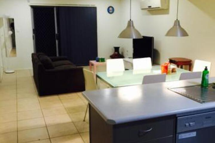 Woodridge QLD Southport Accommodation
