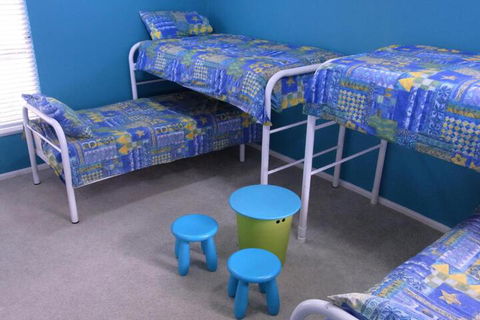 A Lakehouse Escape - Southport Accommodation 2