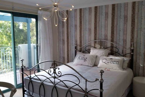 Joondalup Golf Retreat - Accommodation Southport 3