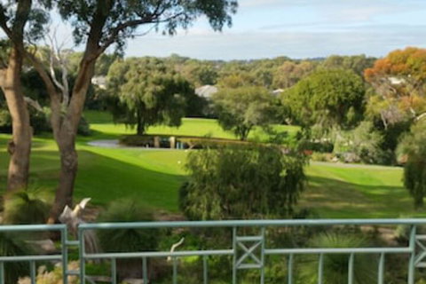 Joondalup Golf Retreat - Accommodation Southport 0