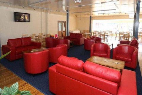 Sovereign Inn - Southport Accommodation 2