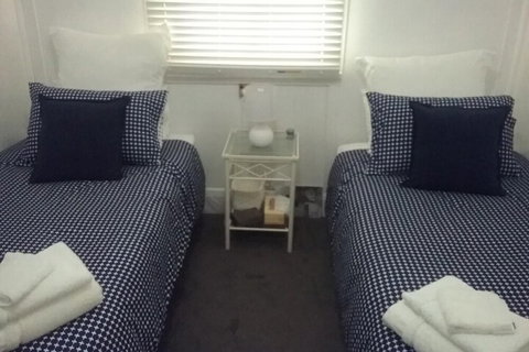 Langley Cottage B & B - Southport Accommodation 5