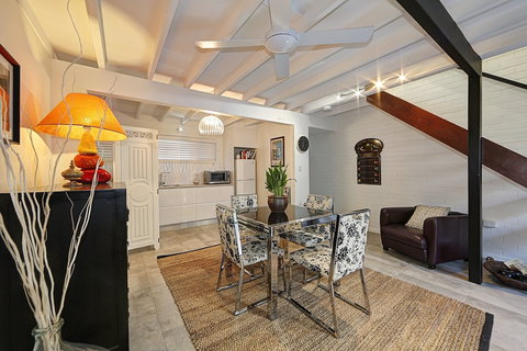 ZEN Beach Retreat - Accommodation Southport 4