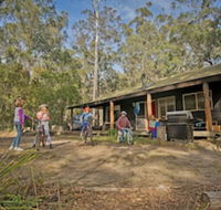Kianinny Bush Cottages - Southport Accommodation