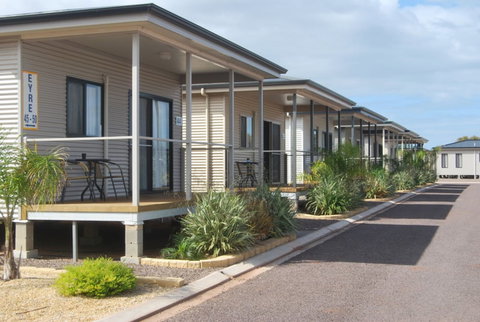 Sundowner Cabin And Tourist Park - Accommodation Southport 0
