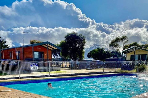 Geelong Surfcoast Hwy Holiday Park - Accommodation Southport 4