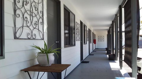 Verandah Motel - Southport Accommodation 2