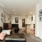 Valley View 203 - Southport Accommodation 0