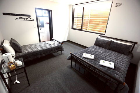 Panania Hotel - Southport Accommodation 0