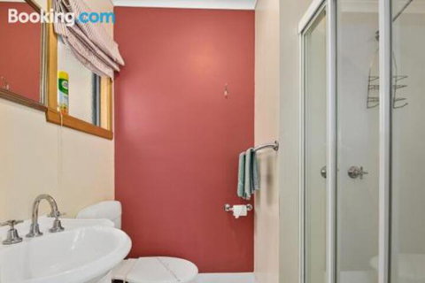 Green Views - Accommodation Southport 3