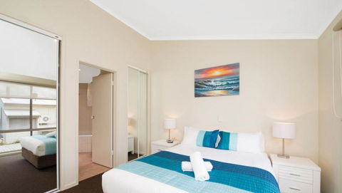 Valkei - Southport Accommodation 6