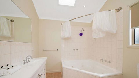 Valkei - Southport Accommodation 1
