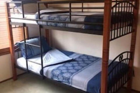 Casa Colombia - Southport Accommodation 5