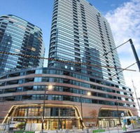 Melbourne Docklands Luxury Seaview Apartment - Southport Accommodation