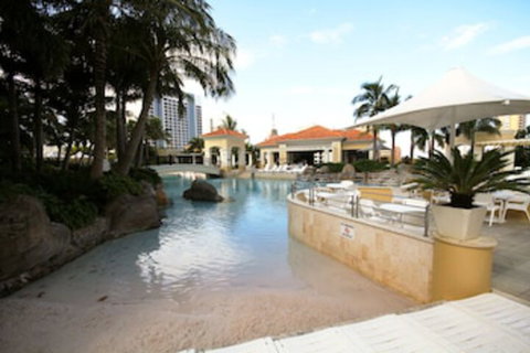 GCA Chevron Renaissance - Southport Accommodation 0