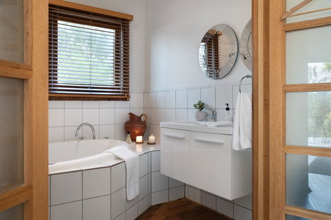 Gables Bend On High - Accommodation Southport 4