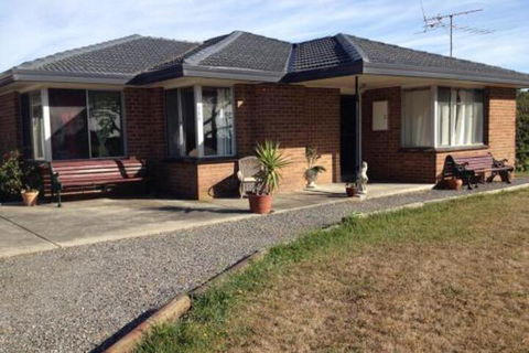 Yanakie Holiday House - Southport Accommodation 2