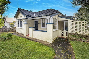 Allambee - Accommodation Southport 1