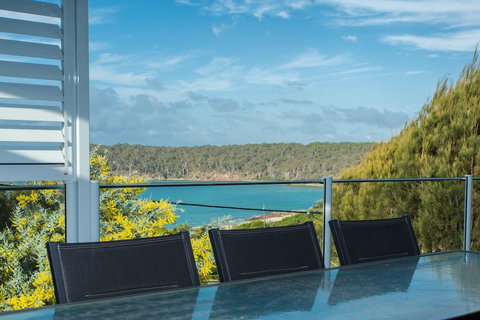 Seascape At Pambula Beach - Accommodation Southport 3