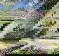 Hillside House - Southport Accommodation