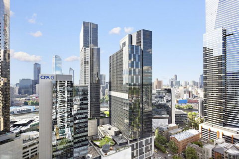 SONYA, 2BDR Southbank Apartment - Accommodation Southport 1