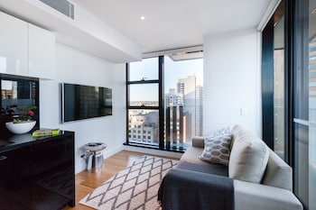 LOGAN, 2BDR Melbourne Apartment - Accommodation Southport 0